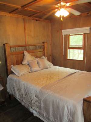 Brevard cabin with a harming view and a wood stove fireplace, Rosman, Highlands, Cashier, Lake Toxaway, cabin rental